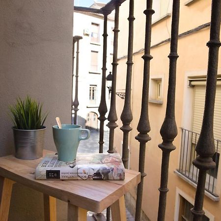 Apartamento Palacio Descalzos Tudela Exterior foto